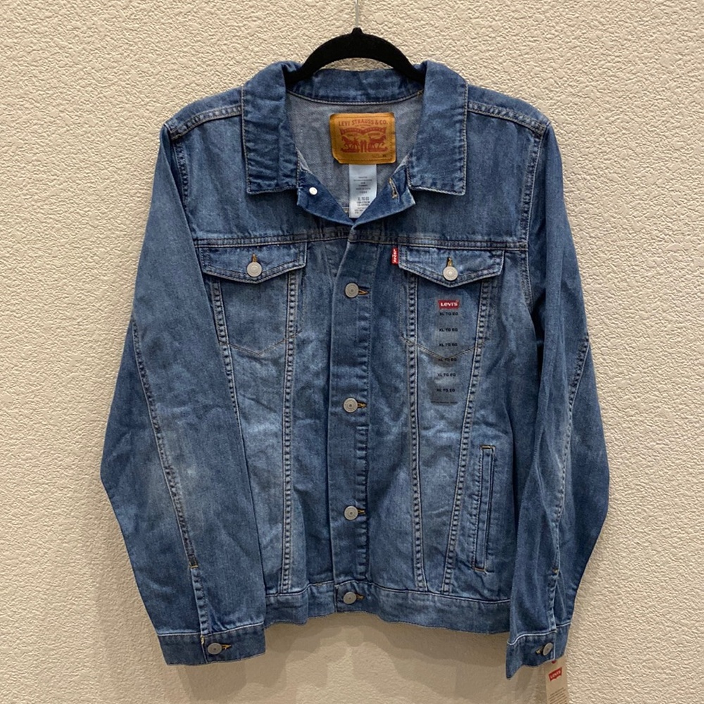 Brand New Levi’s Denim Trucker Jacket